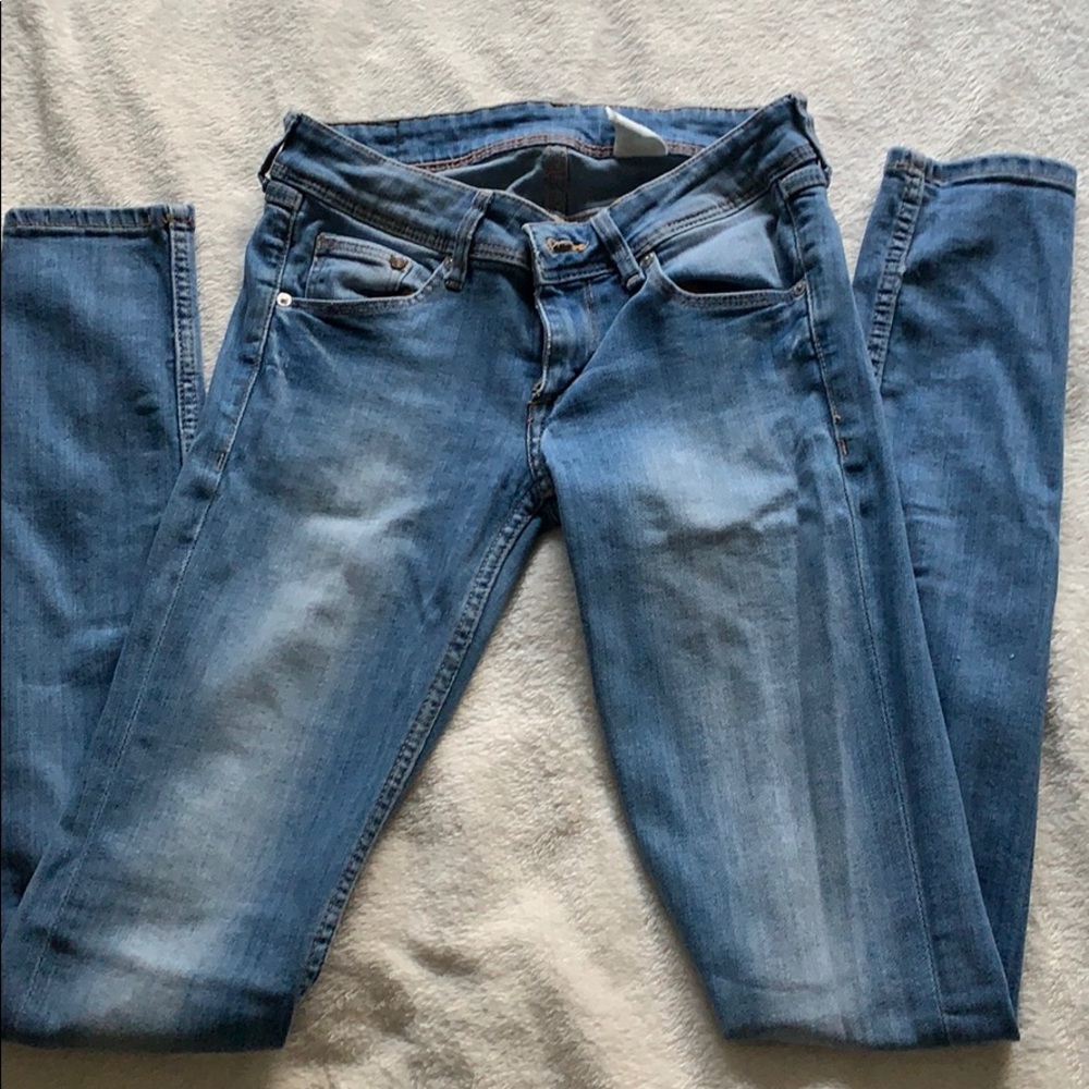 Skinny jeans